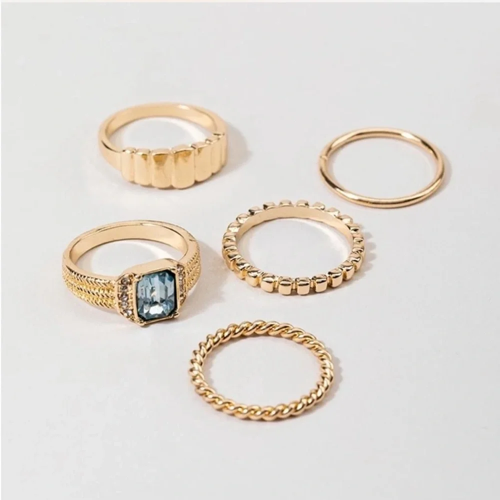 NWT Bundle of 10 Francesca’s Size 6 Rings